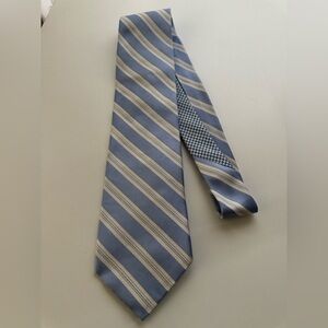 Tommy Hilfiger Blue and Cream Striped Tie